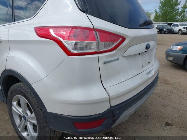 1FMCU9G92FUC83797 Ford 2015