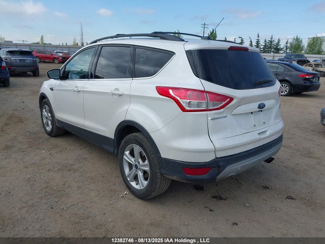 1FMCU9G92FUC83797 Ford 2015