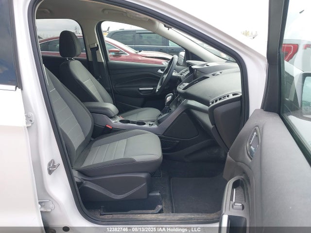 1FMCU9G92FUC83797 Ford 2015