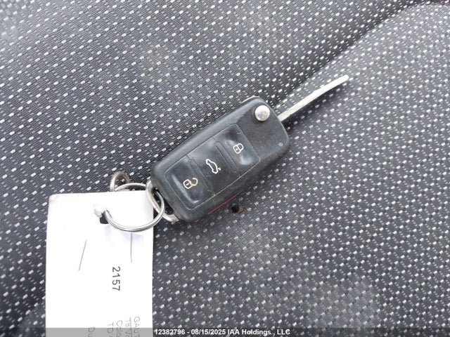 1VWAA7A31JC023612 Volkswagen tsi