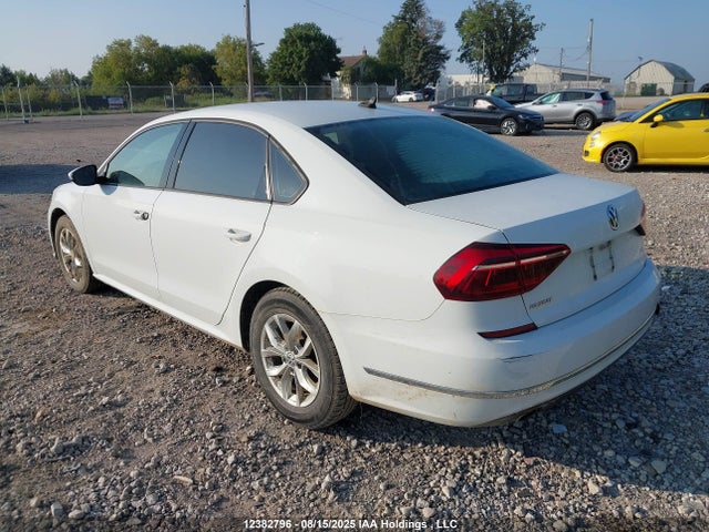 1VWAA7A31JC023612 Volkswagen tsi