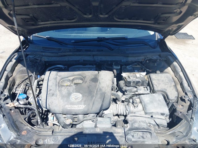 3MZBM1L77GM250836 Mazda pe
