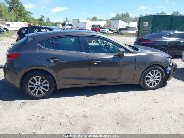 3MZBM1L77GM250836 Mazda pe