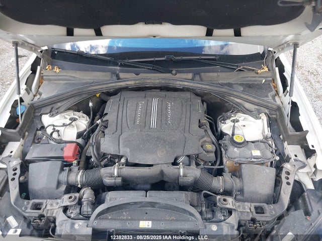 Jaguar aj126 s/c 2018 SADCM2FV4JA235663 Image 10