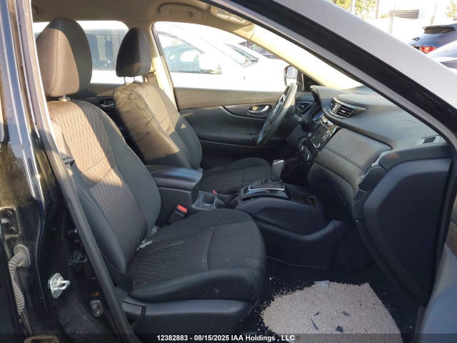 5N1AT2MV5JC767710 Nissan Rogue