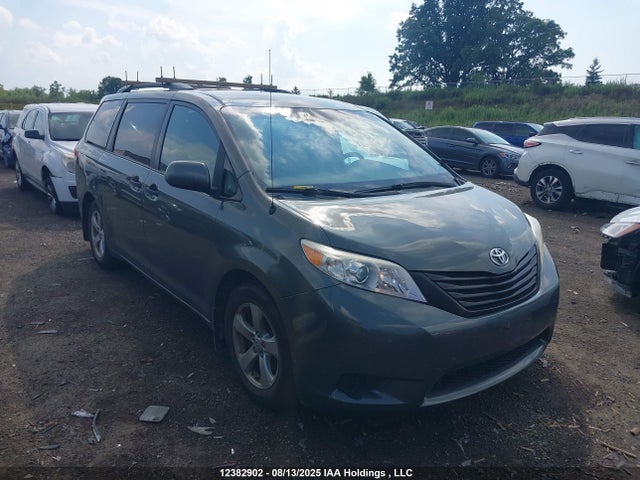 Продажа на аукционе авто 2012 Toyota Sienna V6 7 Passenger, vin: 5TDZK3DC4CS246770, номер лота: 12382902