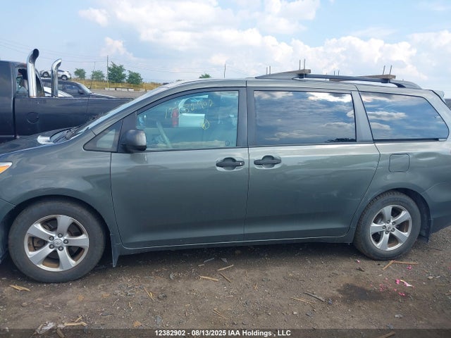Продажа на аукционе авто 2012 Toyota Sienna V6 7 Passenger, vin: 5TDZK3DC4CS246770, номер лота: 12382902