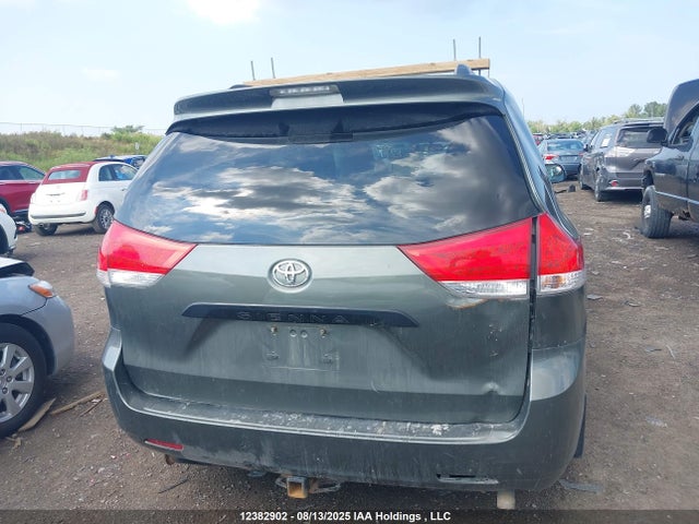 Продажа на аукционе авто 2012 Toyota Sienna V6 7 Passenger, vin: 5TDZK3DC4CS246770, номер лота: 12382902