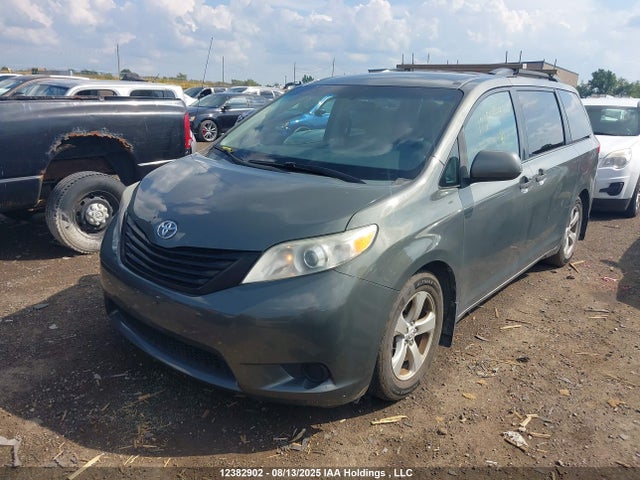 Продажа на аукционе авто 2012 Toyota Sienna V6 7 Passenger, vin: 5TDZK3DC4CS246770, номер лота: 12382902