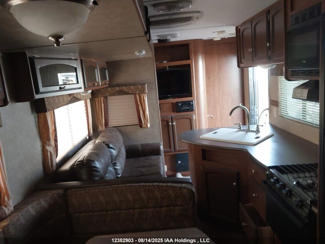 4YDT26125FH950047 Dutchmen Dutchman