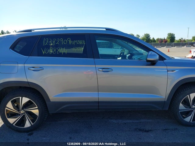 3VVUX7B26RM088844 Volkswagen tsi