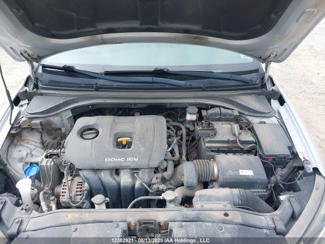 KMHD84LF4HU375438 Hyundai Elantra