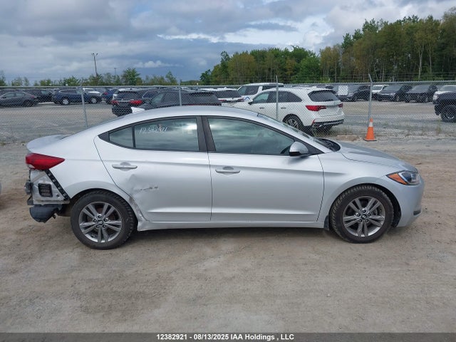 KMHD84LF4HU375438 Hyundai Elantra