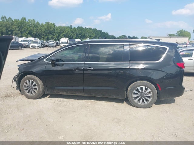 2C4RC1EG5MR537467 Chrysler Pacifica