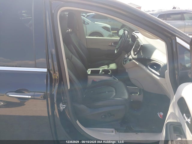 2C4RC1EG5MR537467 Chrysler Pacifica