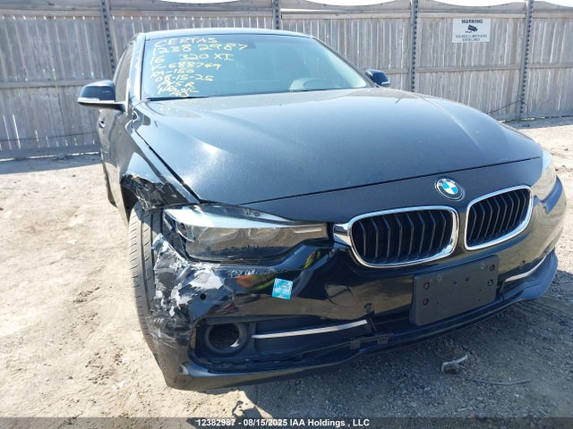BMW 320i 2016 WBA8A3C54GK688749 Image 18