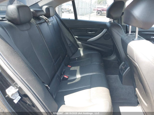 BMW 320i 2016 WBA8A3C54GK688749 Image 8