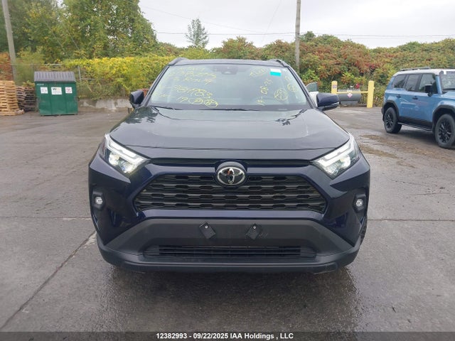 2023 Toyota Rav4 Xle/xle Premium მანქანა იყიდება აუქციონზე, vin: 2T3R1RFV8PW384983, აუქციონის ნომერი: 12382993
