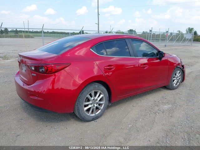 3MZBM1V78FM139613 Mazda pe
