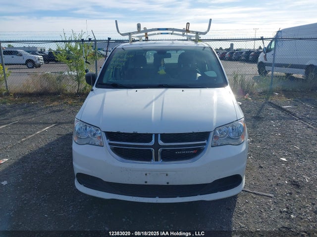 2C4RDGBG4JR303675 Dodge Grand Caravan