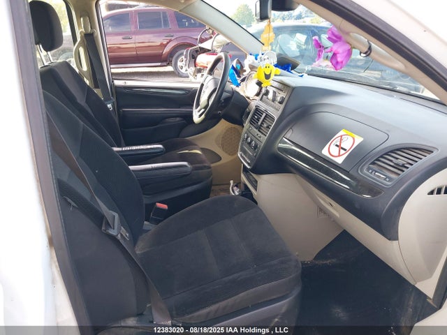 2C4RDGBG4JR303675 Dodge Grand Caravan