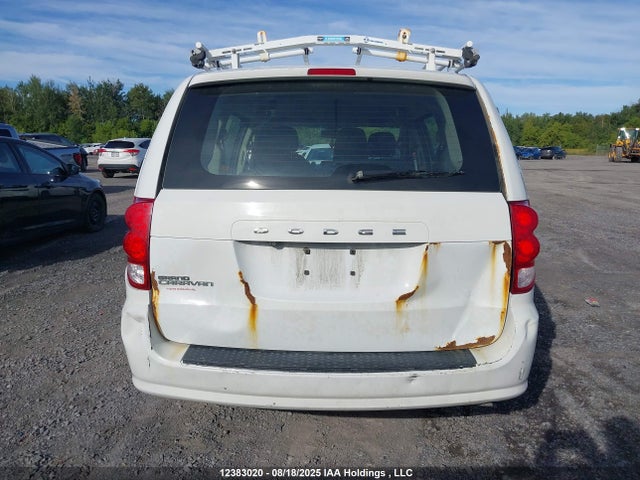 2C4RDGBG4JR303675 Dodge Grand Caravan