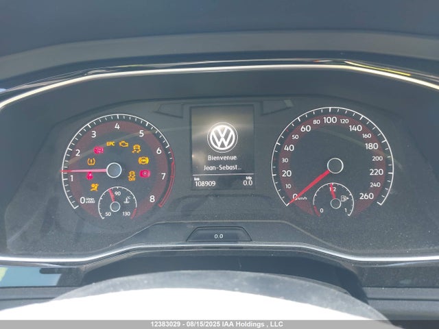 3VWE57BU1KM111735 Volkswagen 1.8 tsi