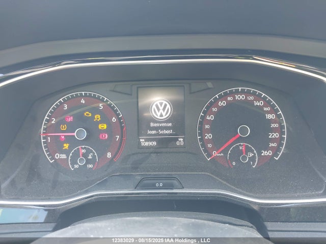 3VWE57BU1KM111735 Volkswagen 1.8 tsi
