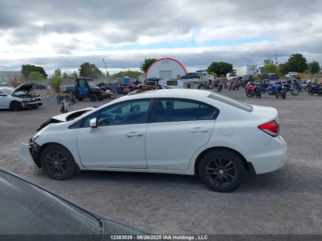 Honda r18z1 2015 2HGFB2F50FH011671 Image 14