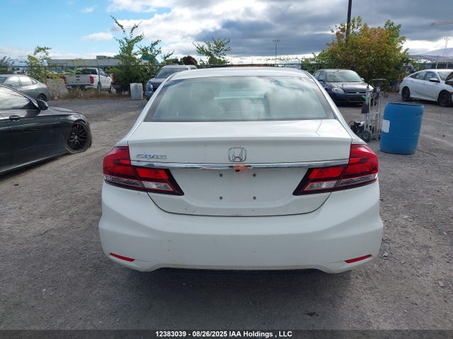 Honda r18z1 2015 2HGFB2F50FH011671 Image 16