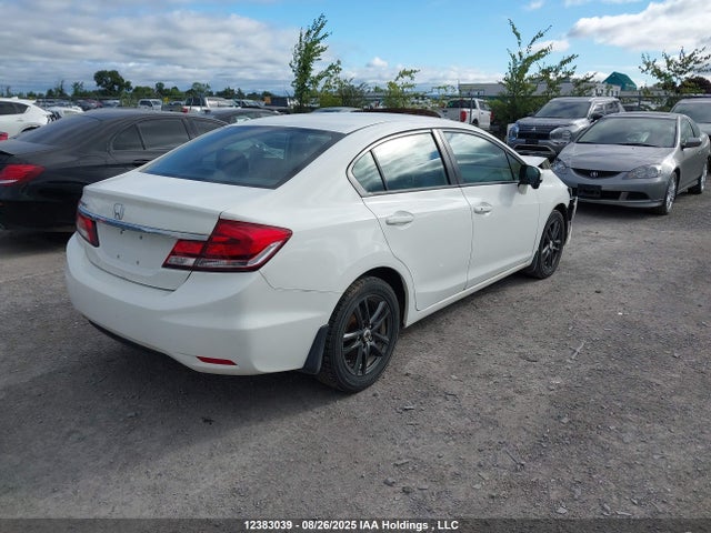 Honda r18z1 2015 2HGFB2F50FH011671 Image 4