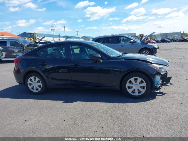 3MZBM1U72FM232029 Mazda pe
