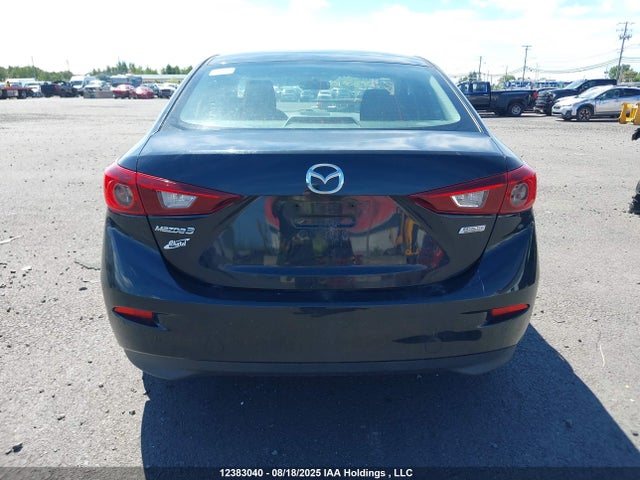 3MZBM1U72FM232029 Mazda pe