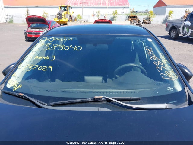 3MZBM1U72FM232029 Mazda pe