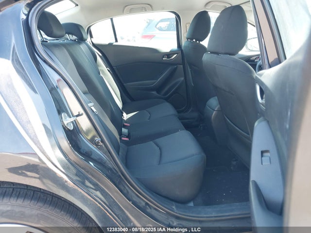 3MZBM1U72FM232029 Mazda pe