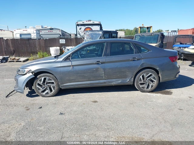 3VWGM7BU7NM026107 Volkswagen 1.5 tsi