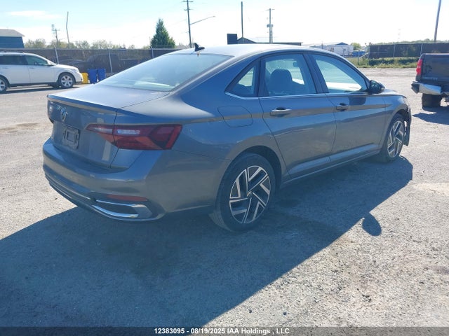 3VWGM7BU7NM026107 Volkswagen 1.5 tsi