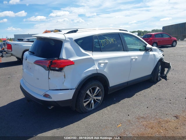 Toyota 2ar-fe 2018 2T3ZFREV0JW406257 Image 4