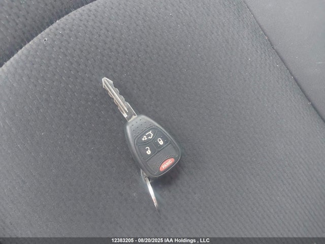 1C3CCBAB3EN229593 Chrysler 200