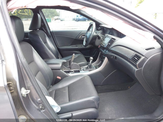 1HGCR2E56HA807925 Honda k24w1