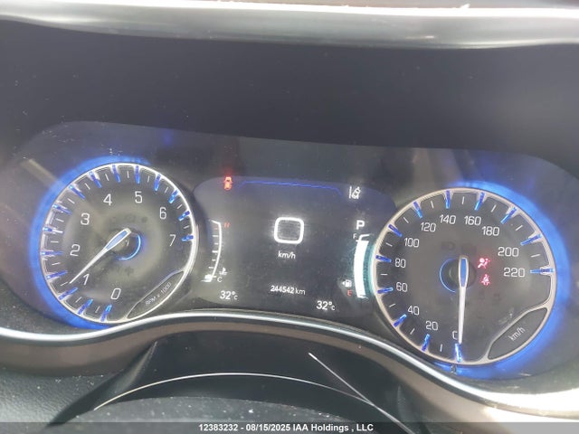2C4RC1EG5JR289815 Chrysler Pacifica
