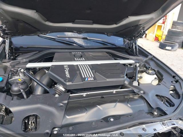5YMUJ0C04LLU67300 BMW X4