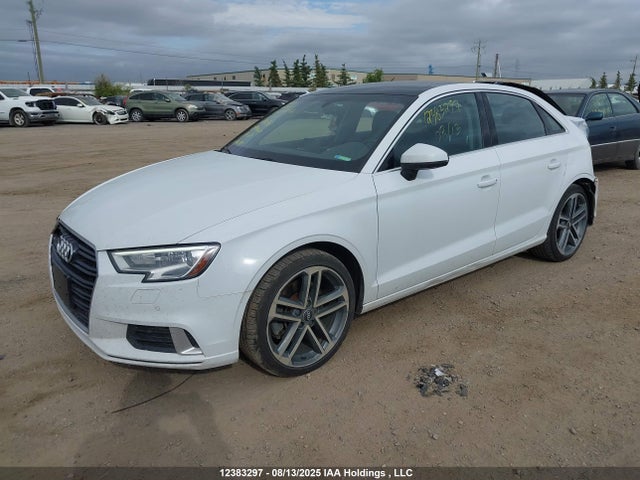 Audi A3 2017 WAUCUGFF2H1048186 Image 2
