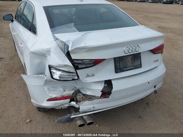 Audi A3 2017 WAUCUGFF2H1048186 Image 6