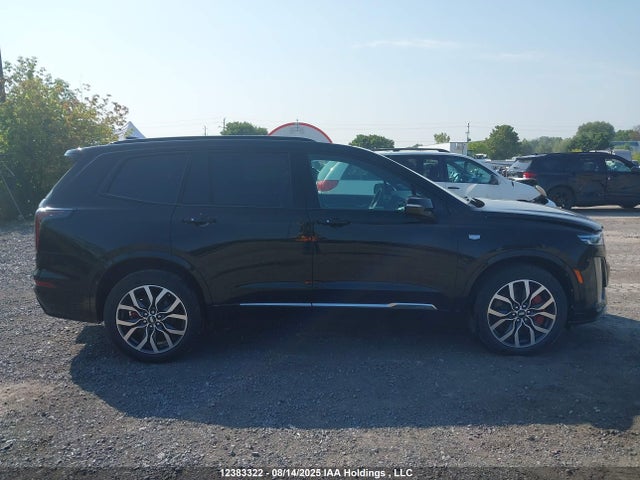 1GYKPHRS9RZ746196 Cadillac lgx