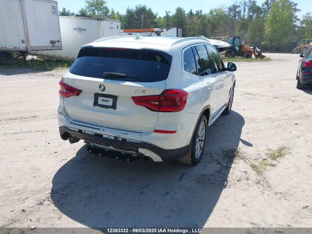 BMW X3 2018 5UXTR9C52JLD64632 Image 4