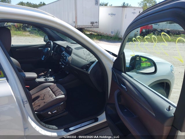 BMW X3 2018 5UXTR9C52JLD64632 Image 5