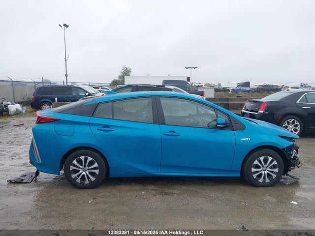 JTDKAMFP9M3184120 Toyota 2zr-fxe, 1nm+1sm