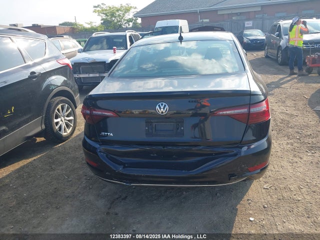 3VWE57BU3MM075243 Volkswagen tsi