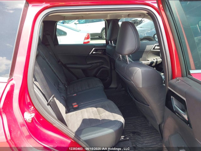 JA4J4UA82PZ612219 Mitsubishi Outlander